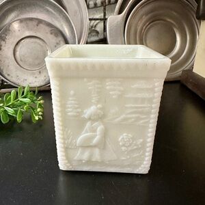 ANTIQUE, WESTMORELAND SPECIALTY, MILK GLASS, 1905, COLLECTIBLE JAR